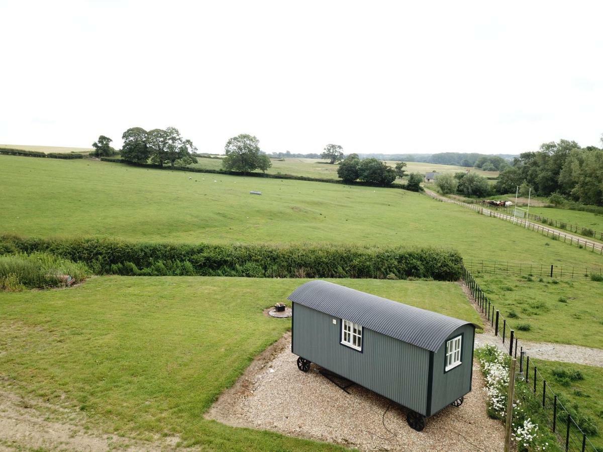 فيلا Weatherhead Farm Shepherds Hut باكنغهام المظهر الخارجي الصورة