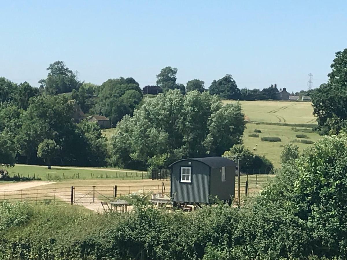 فيلا Weatherhead Farm Shepherds Hut باكنغهام المظهر الخارجي الصورة